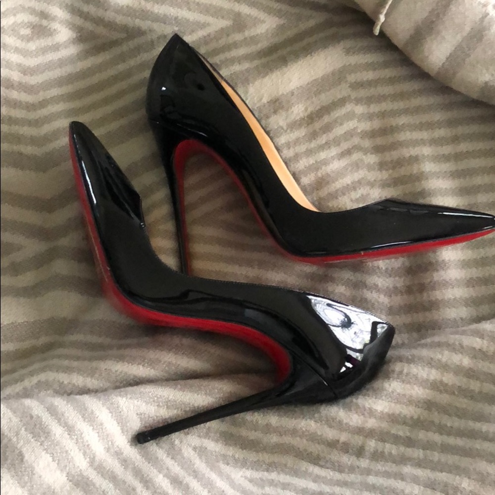 ❌SOLD❌ Christian Louboutin so kate patent leather